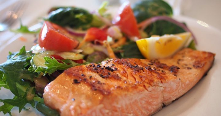 Why Invest in Luxury Salmon Over Regular Supermarket Salmon